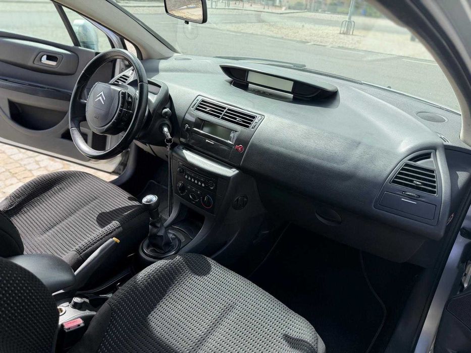 Citroën C4 1.6 HDi Hatchback (5 Portas) de 2007 com possível retoma