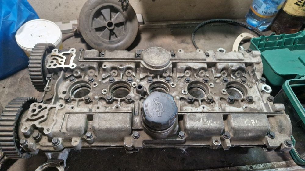 Продам голову ГБЦ на Volvo 2.5 t