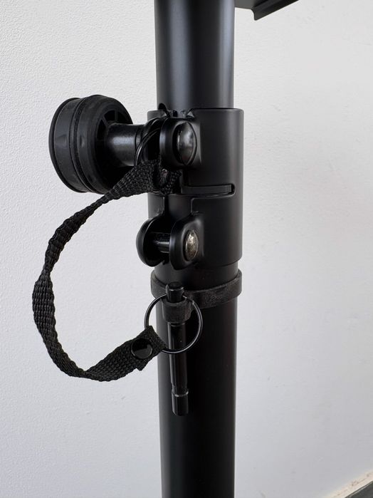Par de Suportes para Monitores de Estúdio/Colunas - Gravity SP 3202