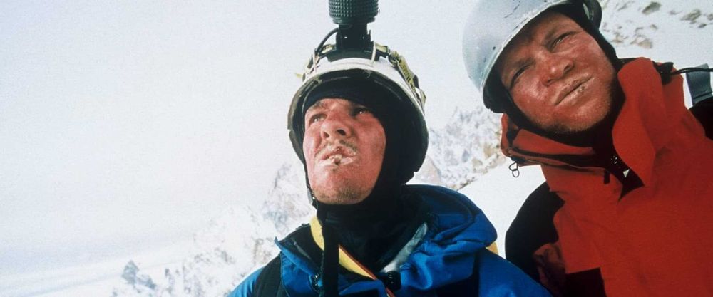 TOUCHING THE VOID - Uma História de Sobrevivência (Kevin MacDonald)