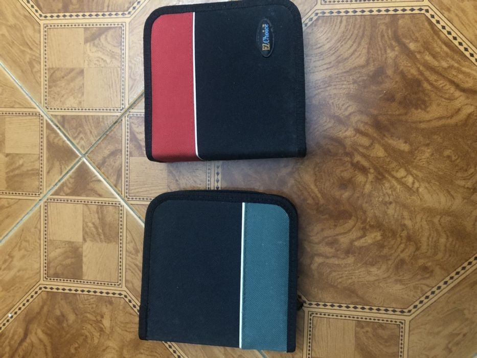 Porta CDs DVDs c/ novo