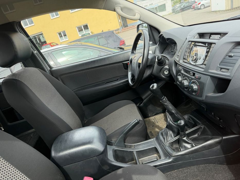 Toyota hilux 2.4 D4D king cab 2014