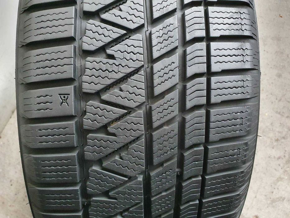 2x Kumho Wintercraft 265/40R21  7mm