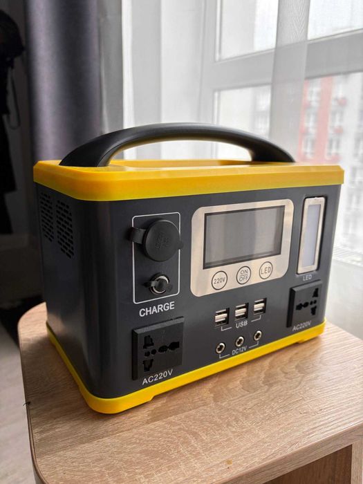 инвертор заряд. ((питание телевизору (без света))+ солн. пан.60W