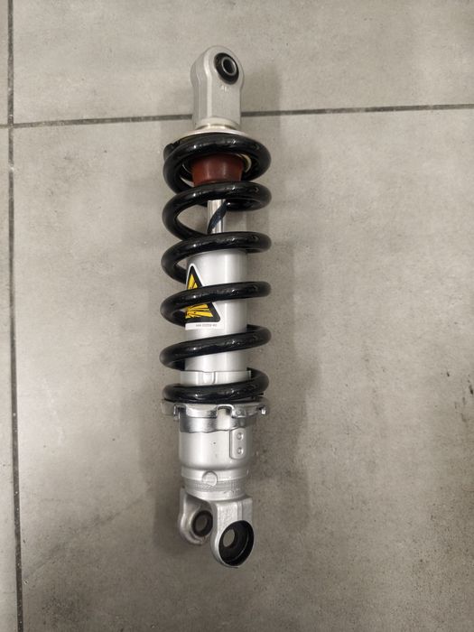 Yamaha mt09 amortyzator tył tylny  NOWY zawieszenie