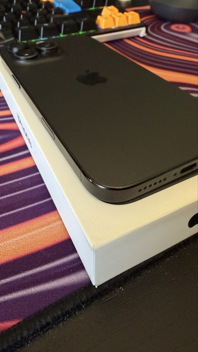 iPhone 16 Pro Max Preto 256gb – Excelente estado
