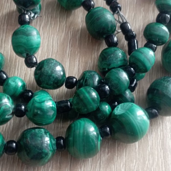 Вінтажн біжутерія,малахіт на переробку.