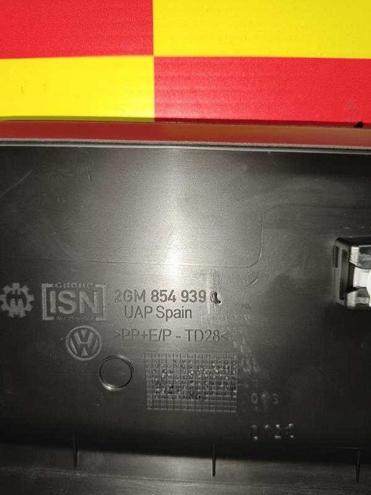 Friso Porta Frente ESQ VOLKSWAGEN T-CROSS | 18 - l 132163