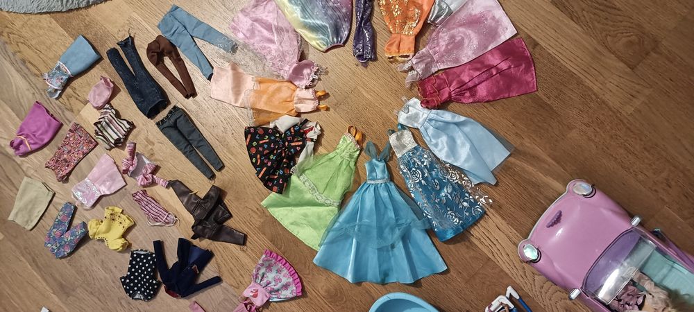 Dom Barbie i rodzina