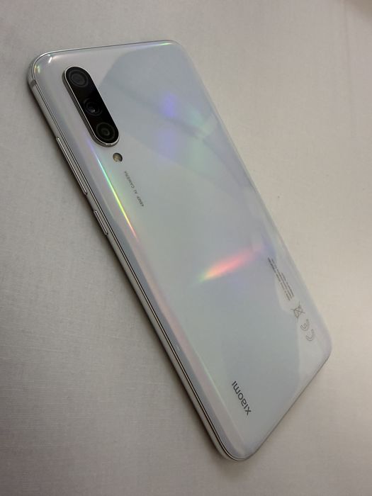 Xiaomi Mi 9 lite 6/64 Gb