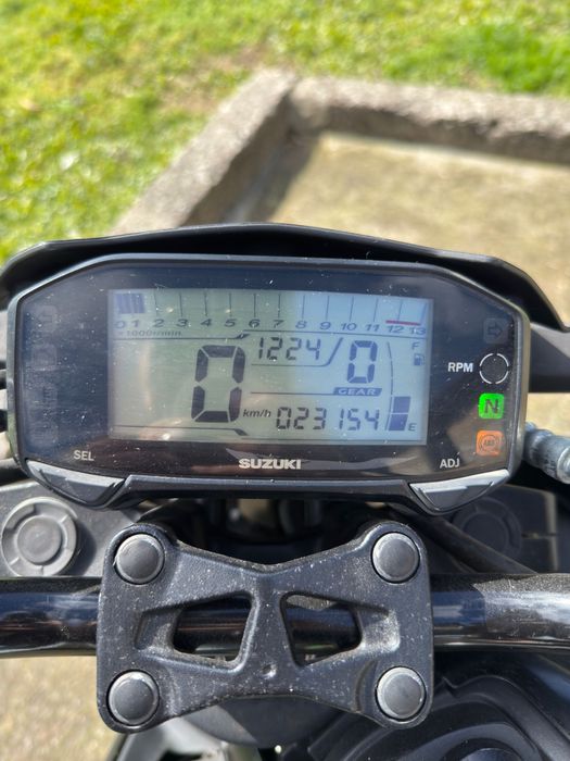 Mota Suzuki 125 GSX-S