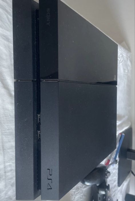 Ps4 com 2 comandos