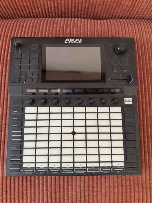 Akai Force Standalone Music Production