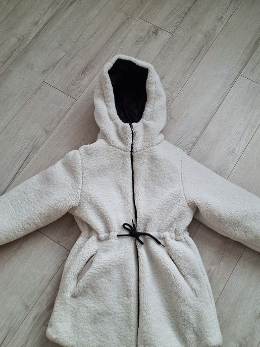 Двостороння куртка на дівчинку 10-11 років