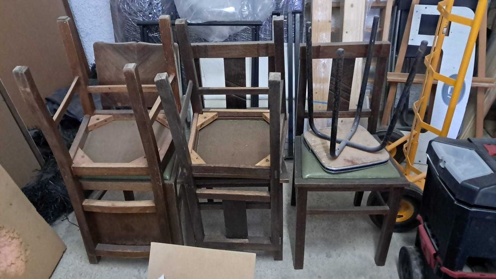 Doação de mesa e cadeiras