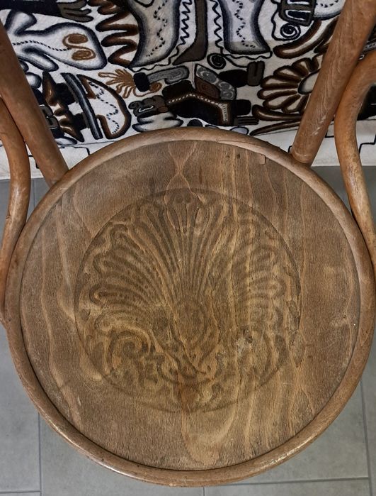 Stare krzesło gięte – klasyk (Thonet) unikatowy model fotelowy ArtDeco