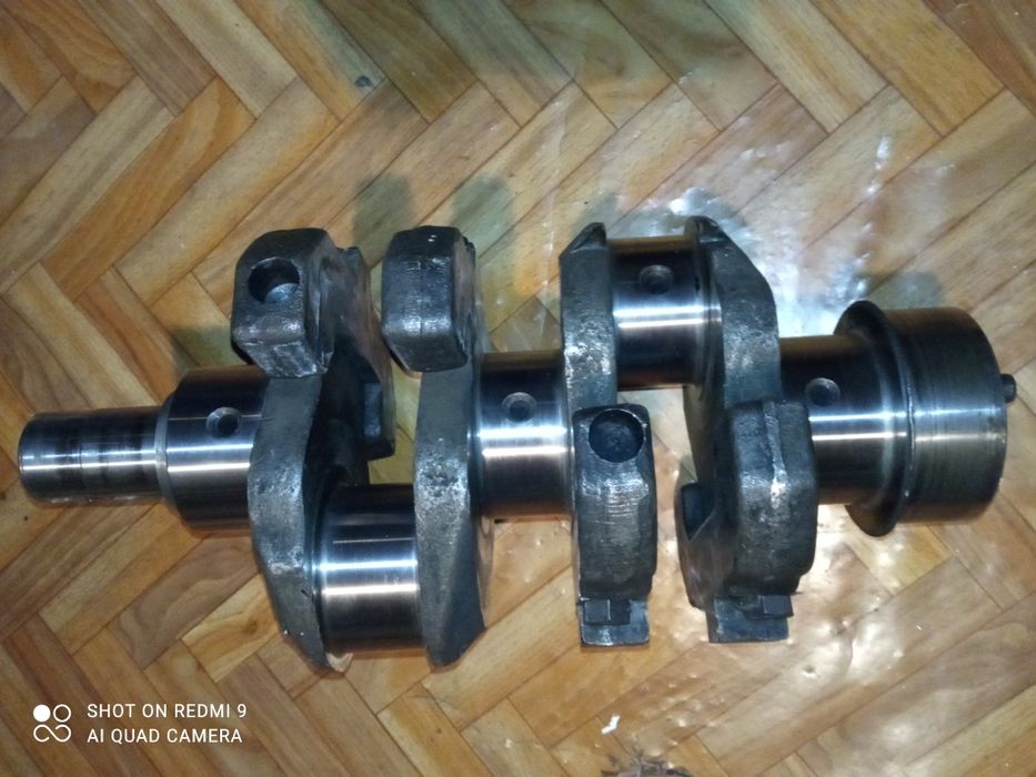 Wał korbowy silnika ursus C-330