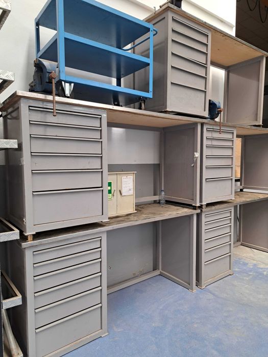 Bancada de trabalho com torno #G298