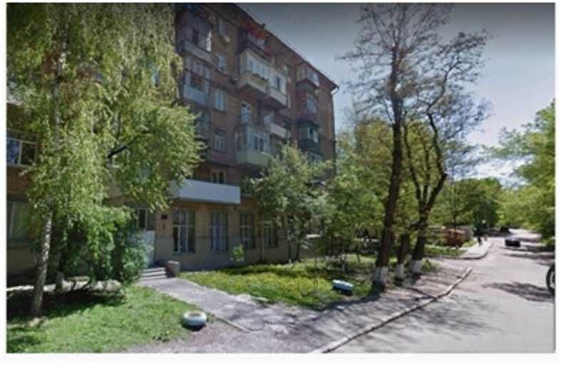 Продам кімнату 15м в 3к сталінці, м. Лук'янівська пішки 15хв. Без %