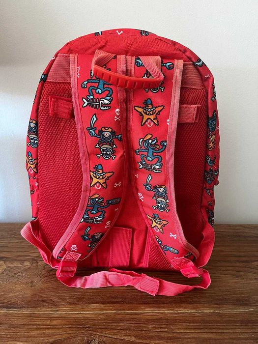 Mochila escolar muito boa, da Grafoplás