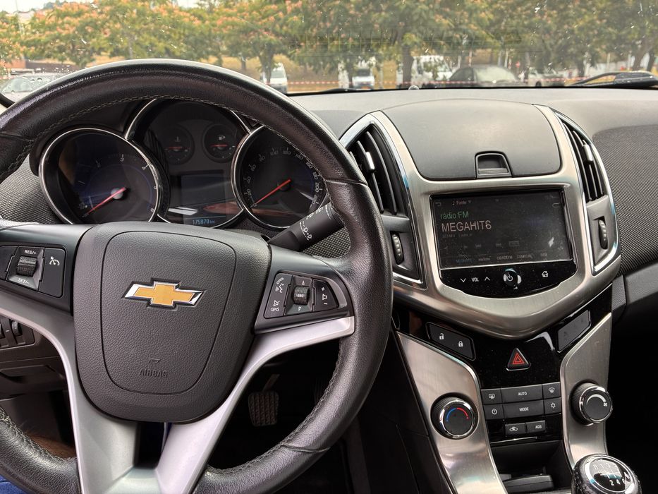 Chevrolet Cruze SW 1.7CDTI LTZ