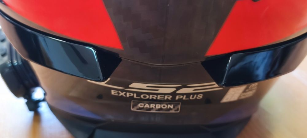 Vendo capacete LS2 explorer carbon