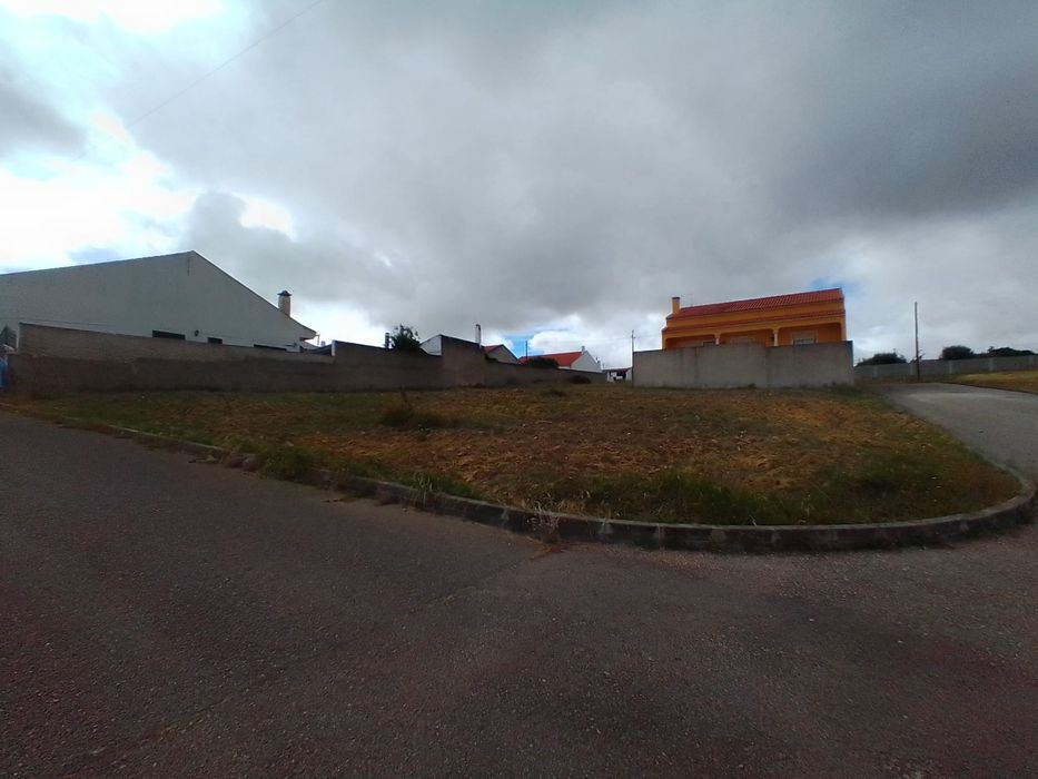 Terreno urbano Vale de Cavalos chamusca Santarém