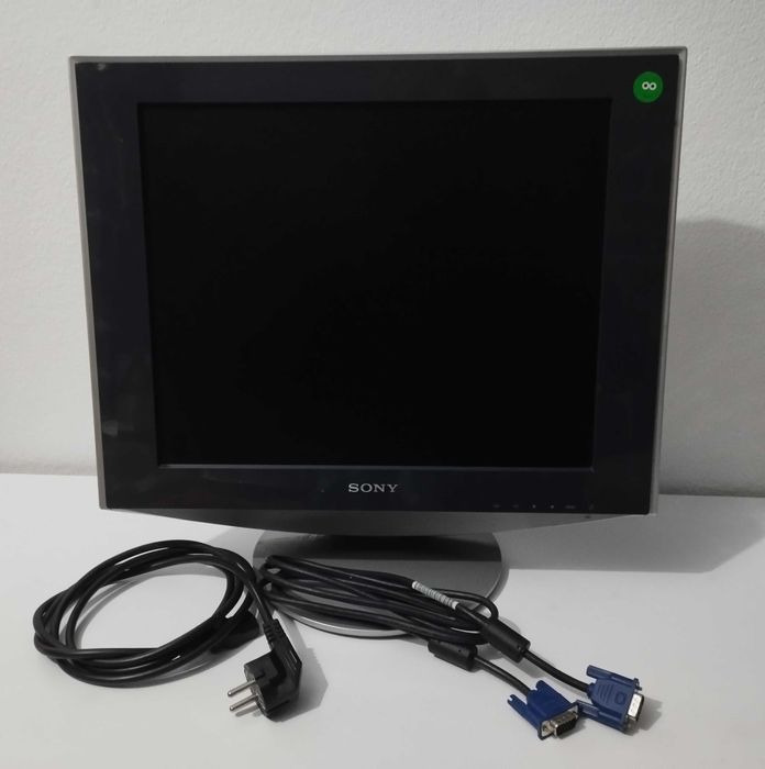 Monitor de pc marca Sony, usado em bom estado