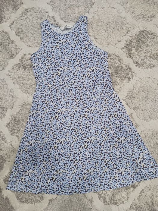 Sukienka dziewczęca H&M roz. 146/152