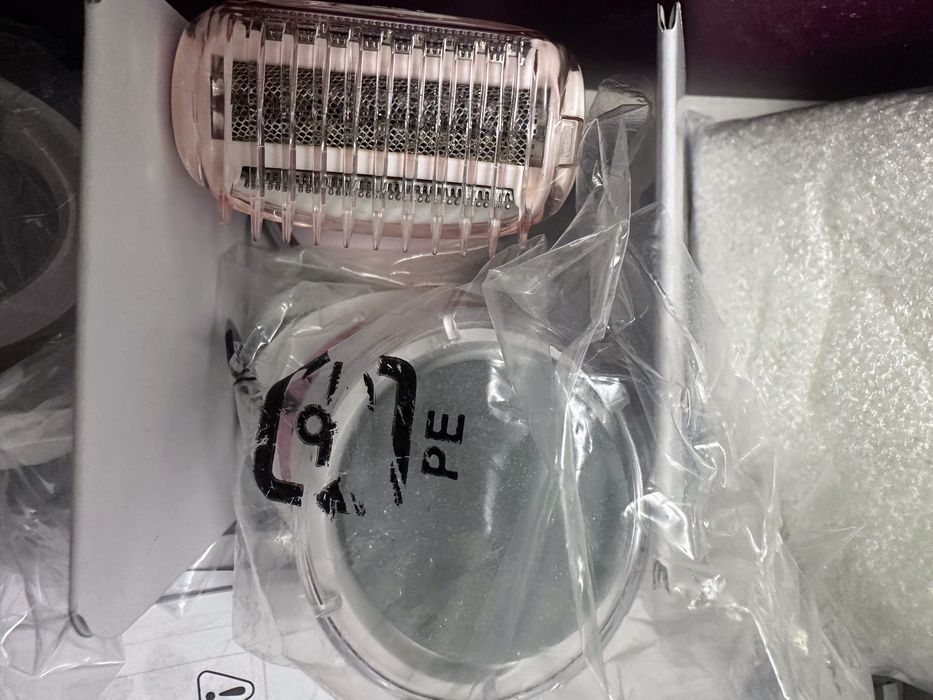 Епілятор Philips Series 8000