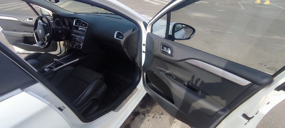 Citroen C4 II B7 Exclusive 1,6 hdi на роботі 2012р.
