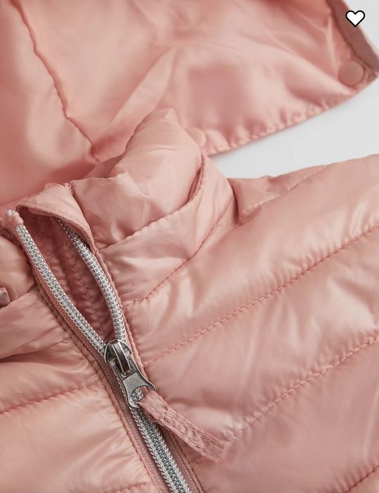 Pikowana kurtka H&M 116 jesienna z kapturem różowa