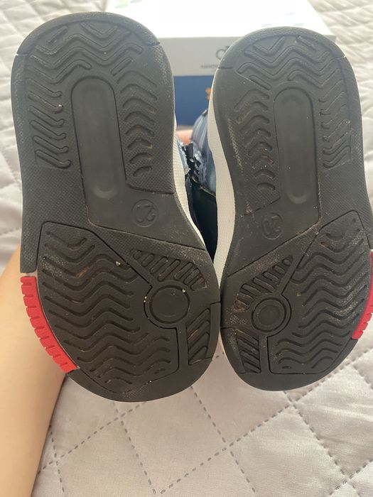 Хайтопи/кросівки осінь