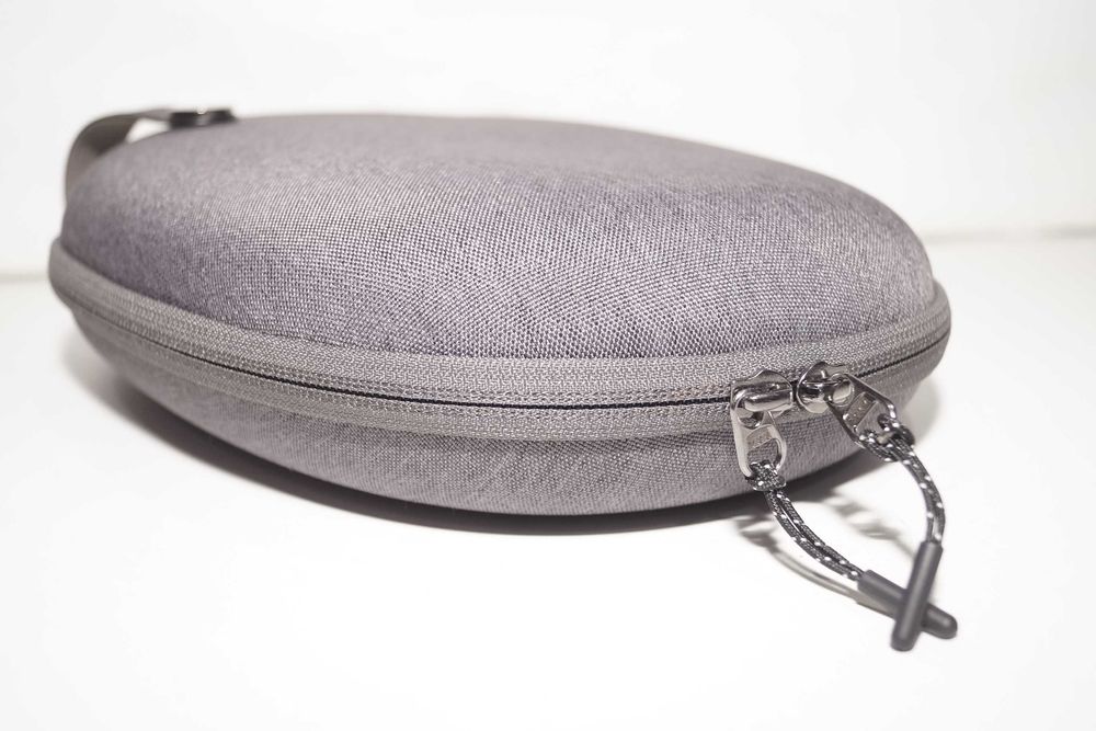 1992 Klasden Spigen Etui Pokrowiec Kabura do AirPods Max, cover