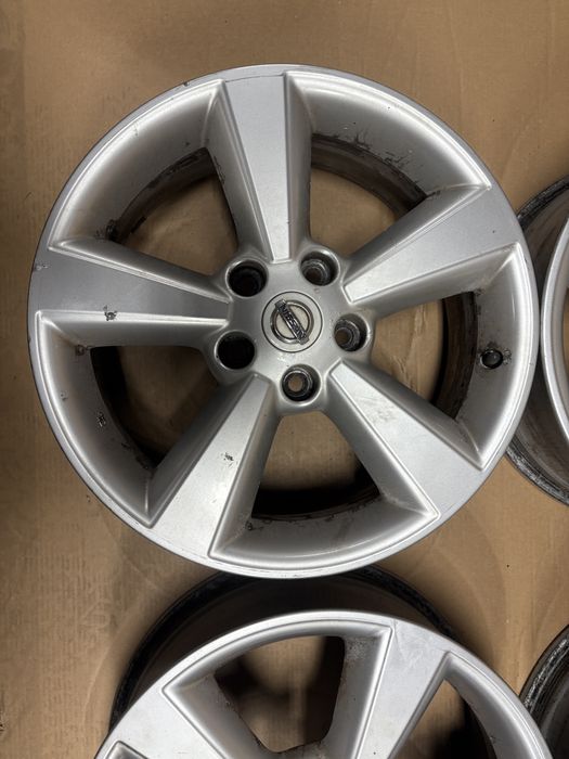 5x114,3 6,5Jx17 ET40 NISSAN felgi aluminiowe Qashqai X-Trail JUKE