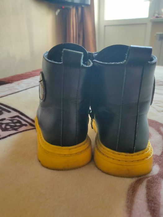 Ботінки для дівчинки