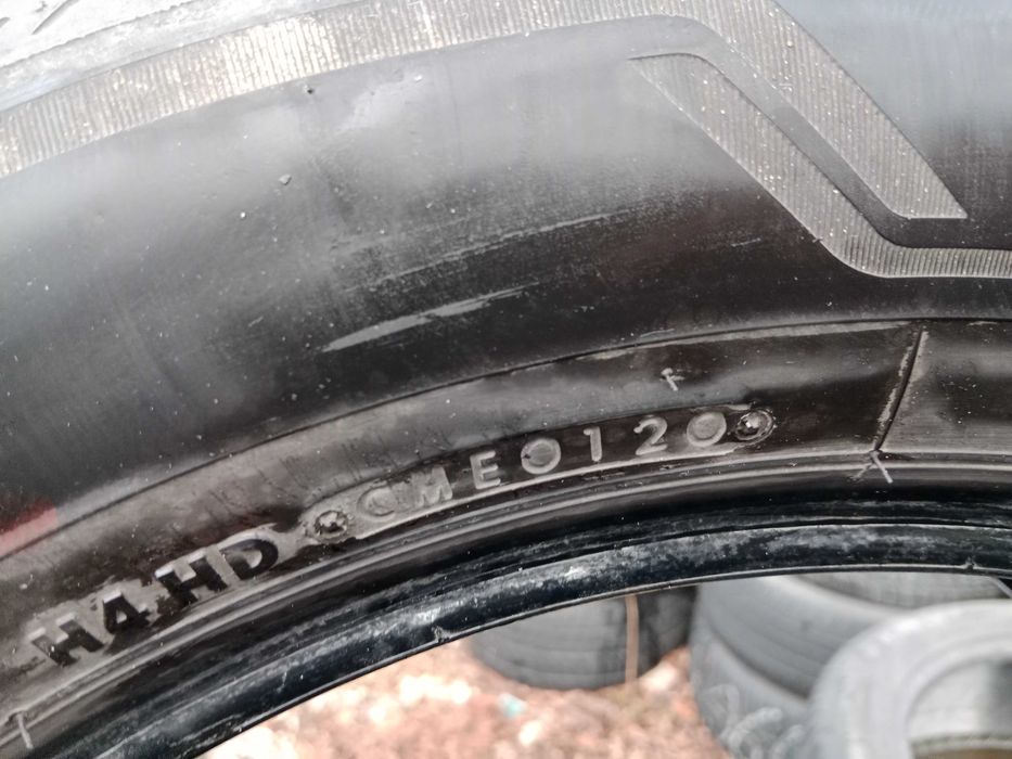 Opona używana 225/60R18 Bridgestone Alenza 001 1szt.