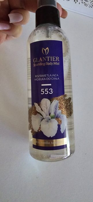 Rozświetlająca Mgiełka Glantier Nr 553