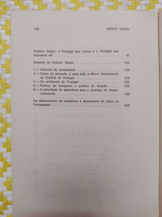 Para a renovação da política nacional
de Vitorino Magalhães Godinho