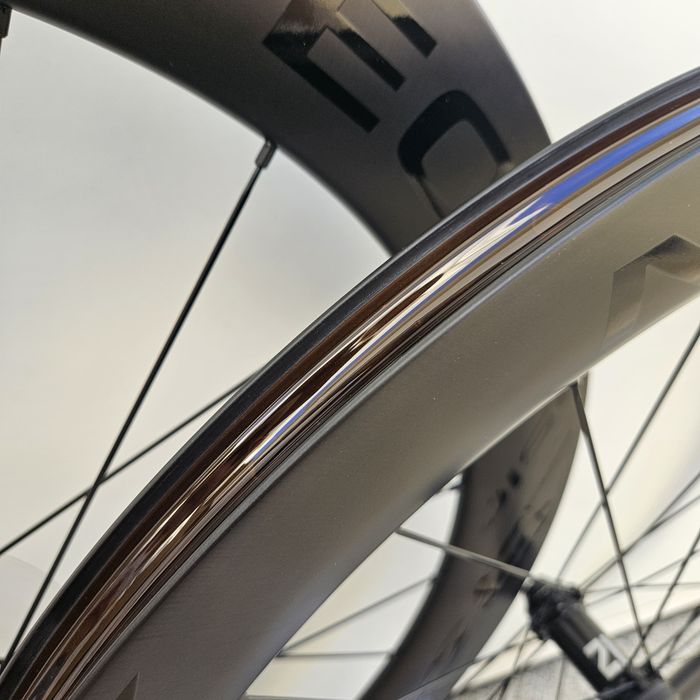 Rodas de carbono Novatec R6