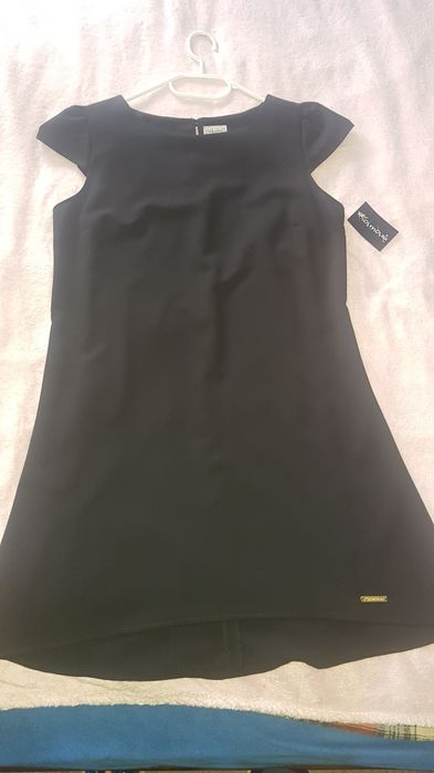 Sukienka czarna trapezowa