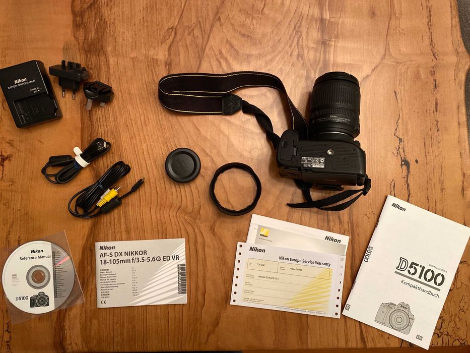 Máquina fotográfica Nikon D5100 + objectiva 18-105mm + acessórios