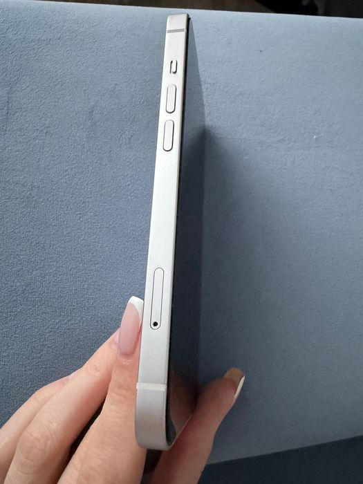 iPhone 14, 128 гб Starlight