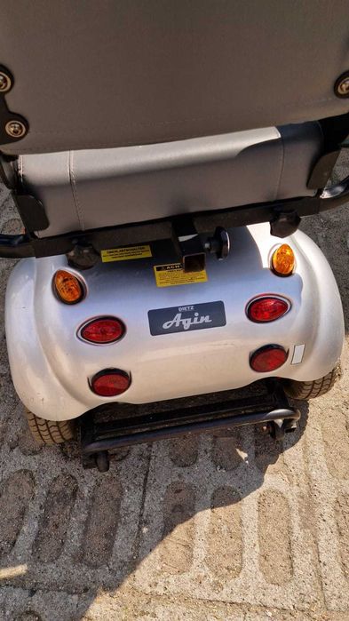 Skuter wózek inwalidzki elektryczny dla seniorów KOSZYK Dietz Agin