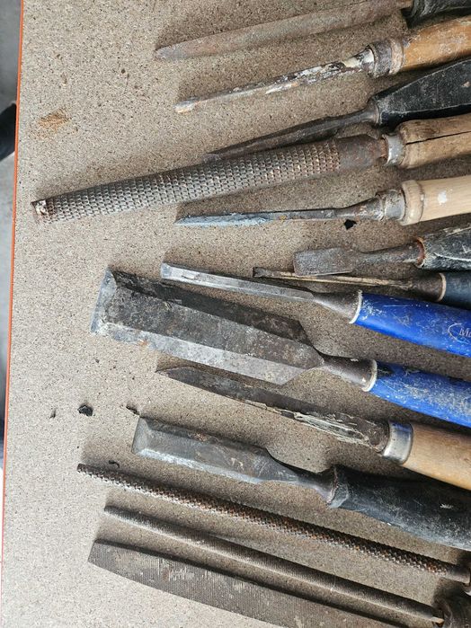 Various chisels, scrapers, gouges, and files449690889230766081