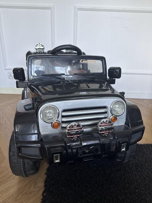 Auto na akumulator jeep cross elektryczny na pilota czarny samochod duzy