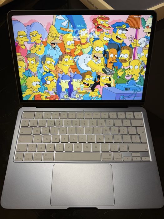 MacBook Neo 8GB de memória 256GB de armazenamento