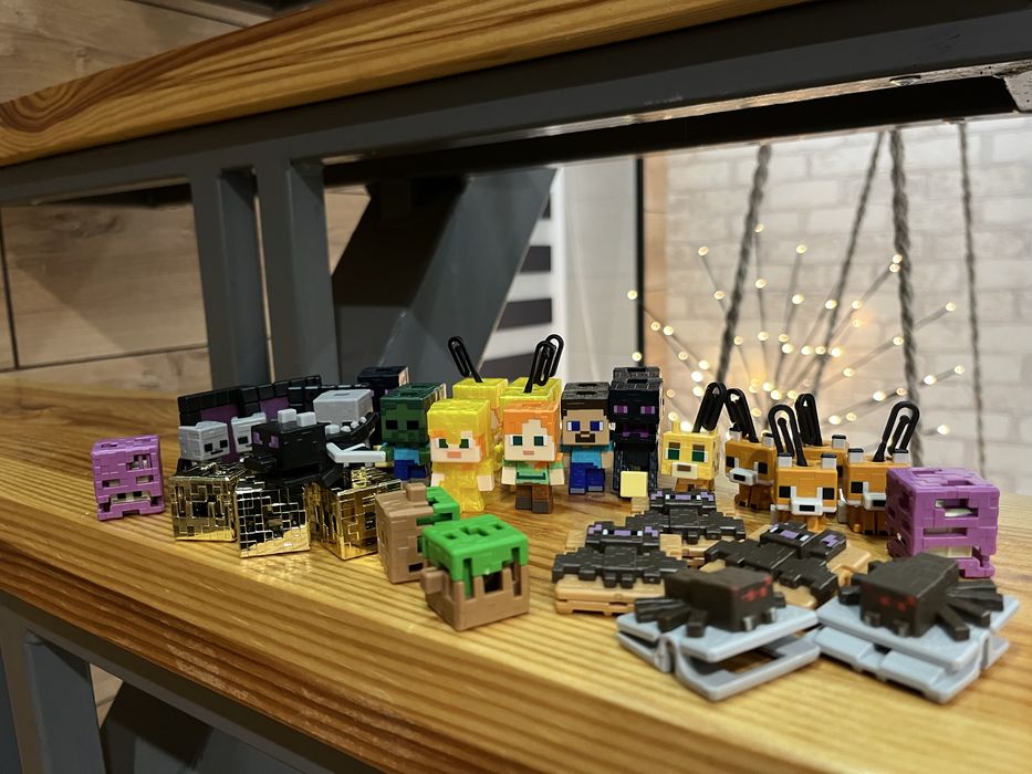 Фігурки кіндер джой дивні дива майнкрафт kinder joy minecraft