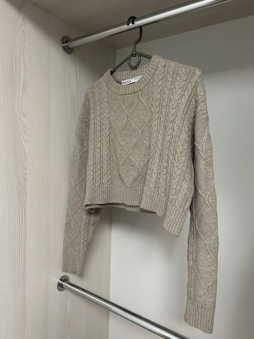 Тепла укорочена кофтинка