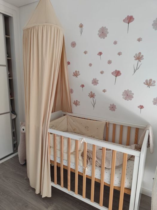 Berço de grades com colchao - marca Trama